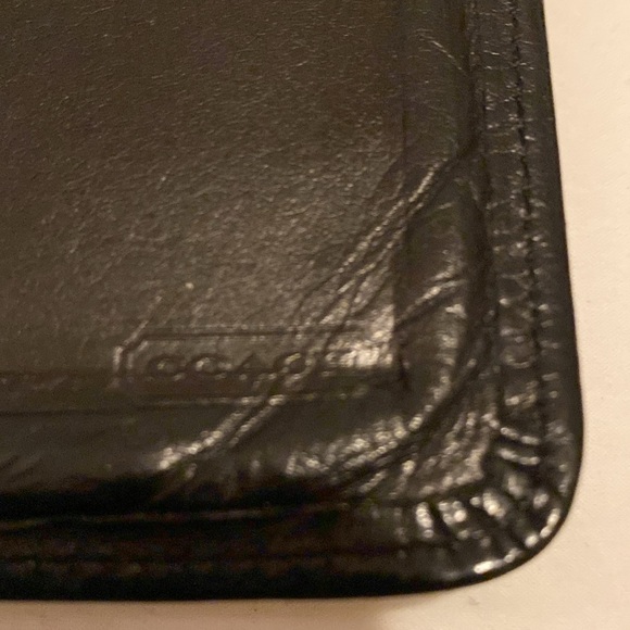Coach Vintage Black Leather Wallet with Snap Closure Unisex - Picture 9 of 9